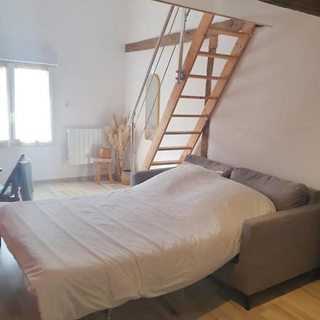 Chambre Chez L'Habitant Avec Petit Dejeuner A 5 Mins Du Futuroscope Chasseneuil-du-Poitou Luaran gambar